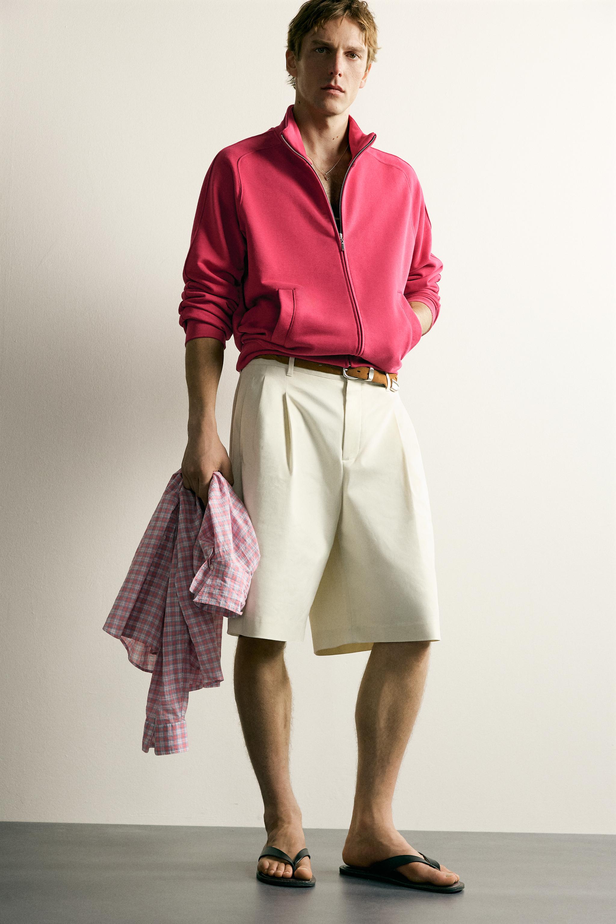 RELAXED FIT ZIP-UP SWEATSHIRT